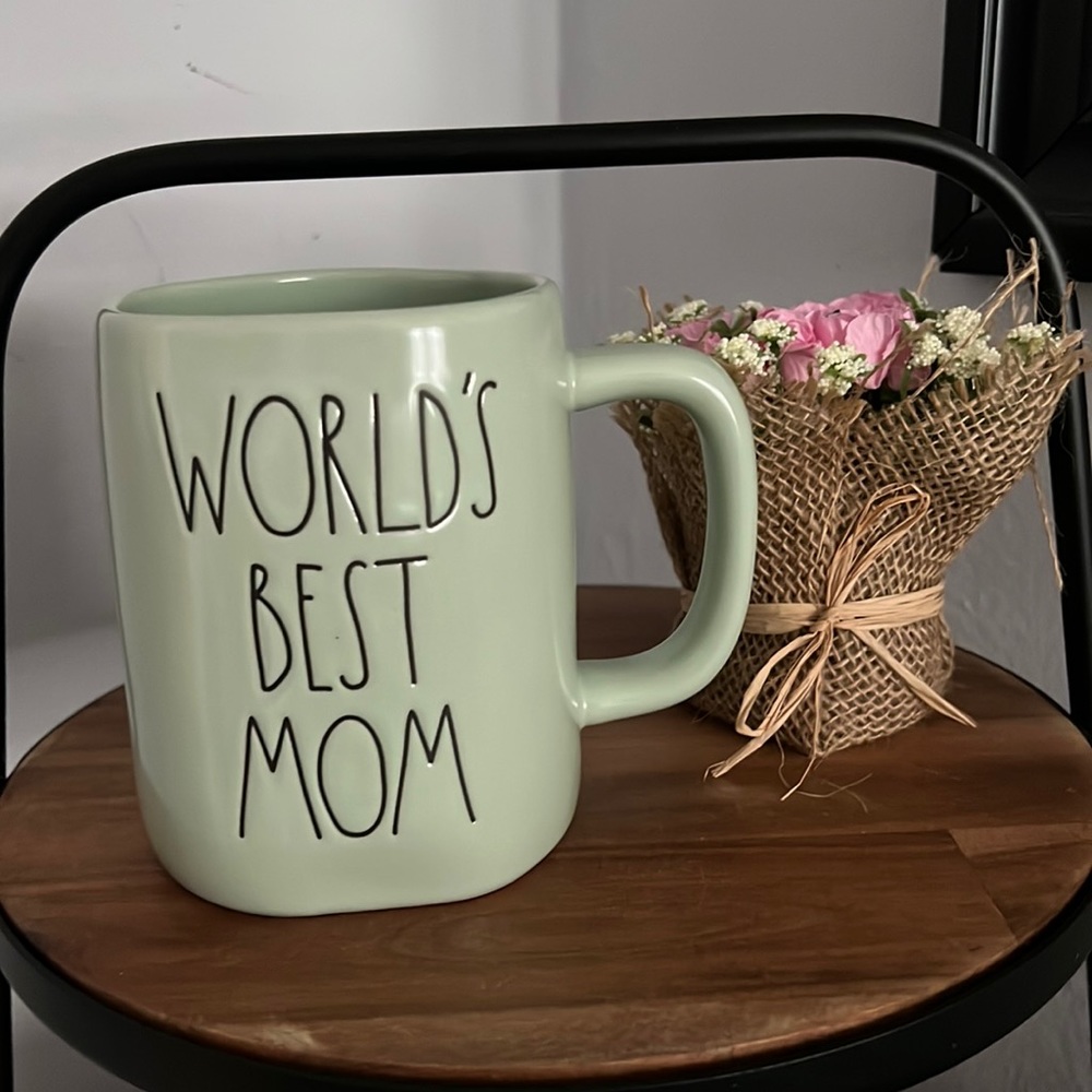 Rae Dunn “World’s Best Mom” New